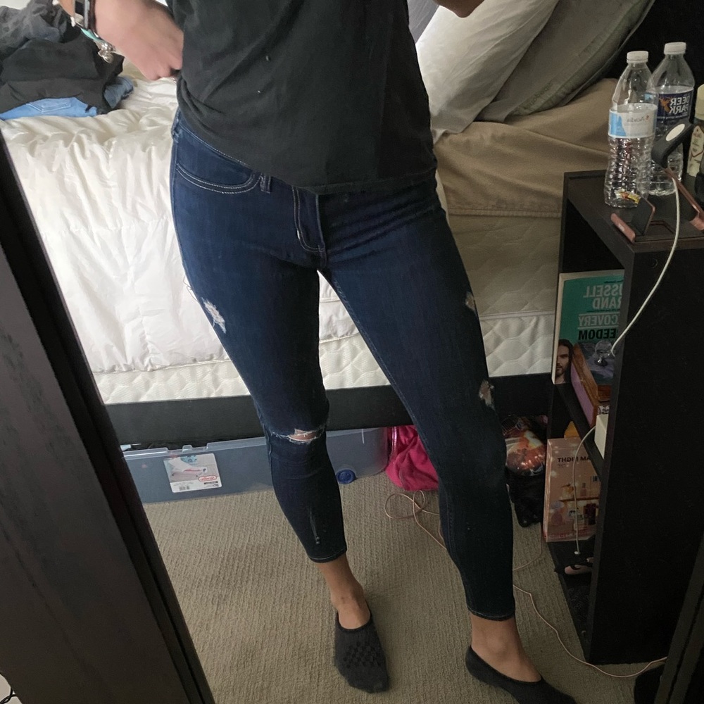 Hollister crop jeans